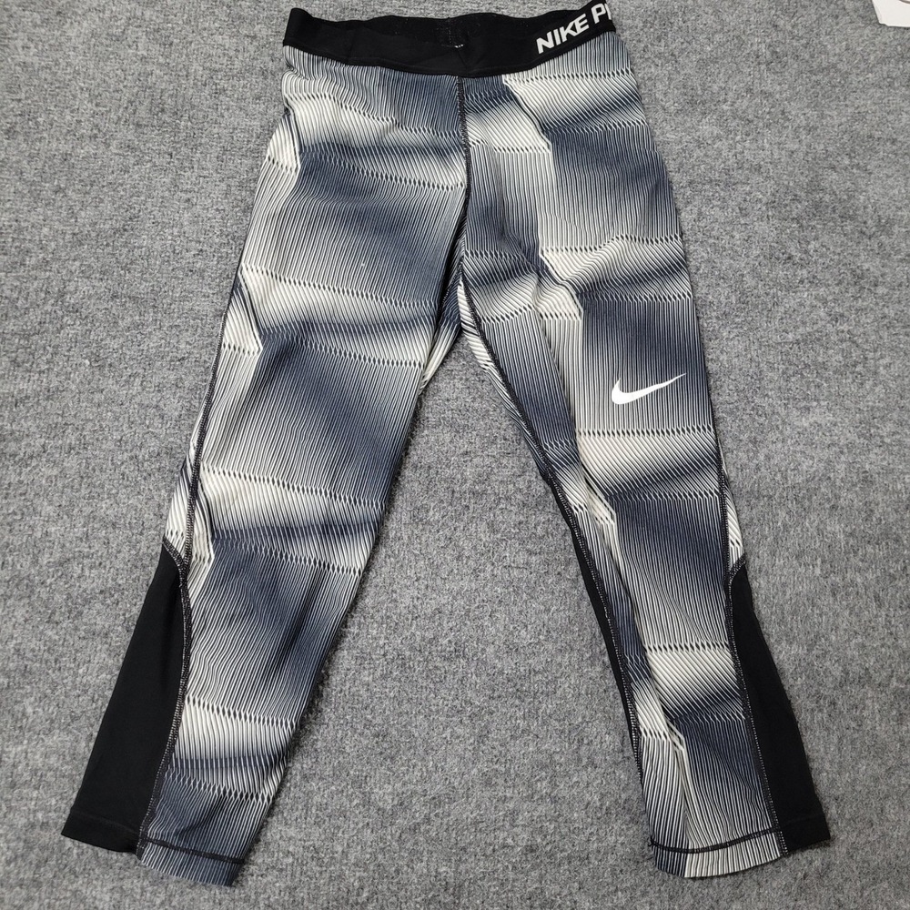Nike Leggings Womens Size M Black White Geometric Dri-Fit Cropped Athletic Capri